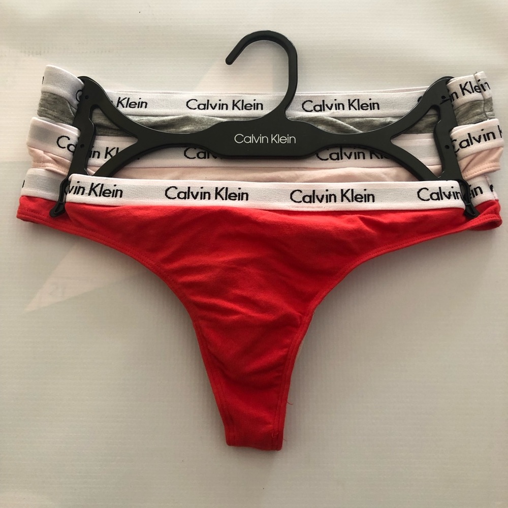 Calvin Klein Thong Set